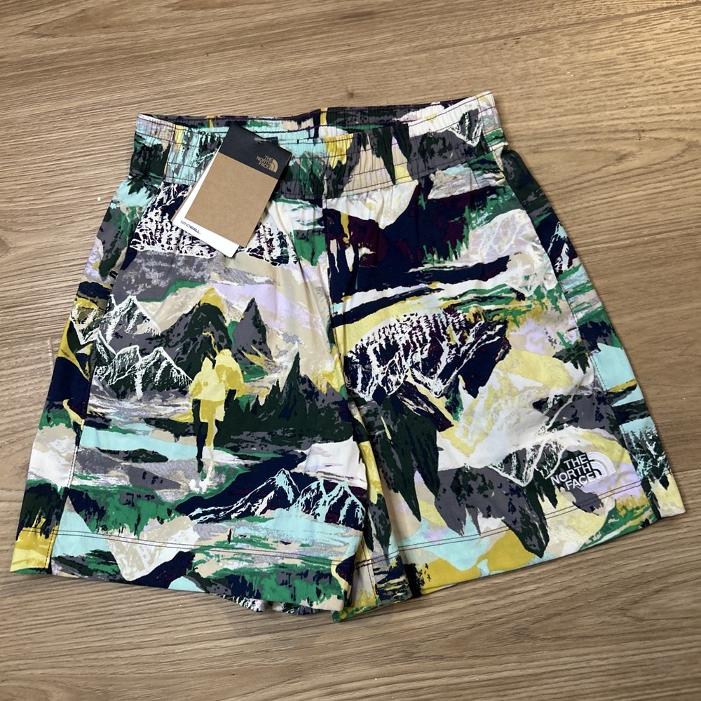 The North Face Shorts Women's Small Windwall Easy Wind Printed Outdoor NWT